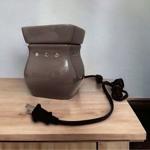 Classic Scentsy Warmer
